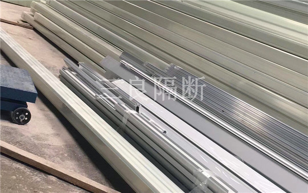 成都辦公室隔墻加工工廠實(shí)力展示