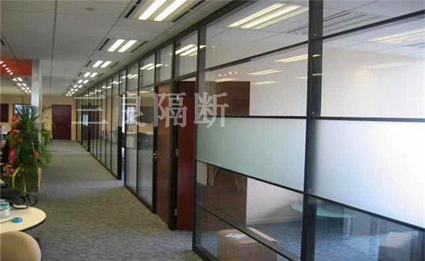 云南多分格隔斷